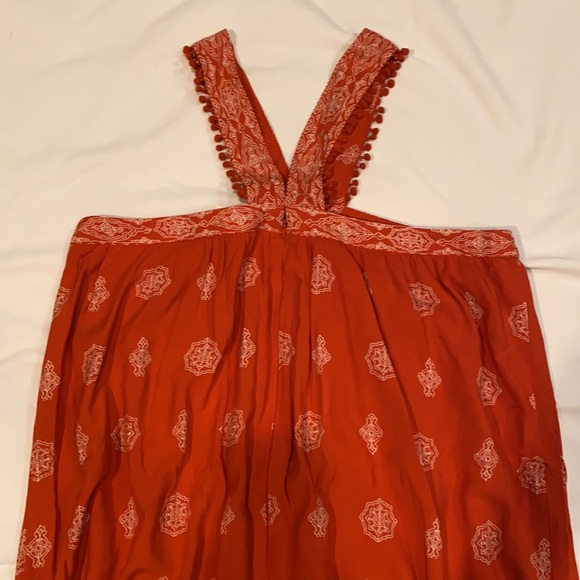 Loft Dress - Picture 2 of 3